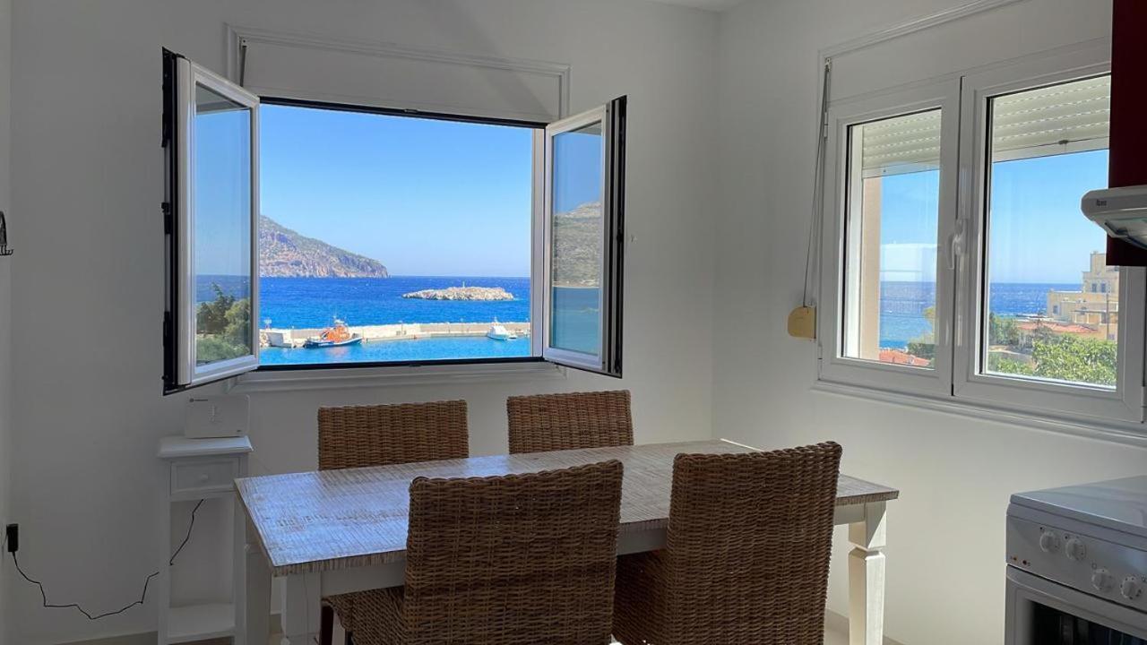 Locals Apartment Karpathos Exterior foto