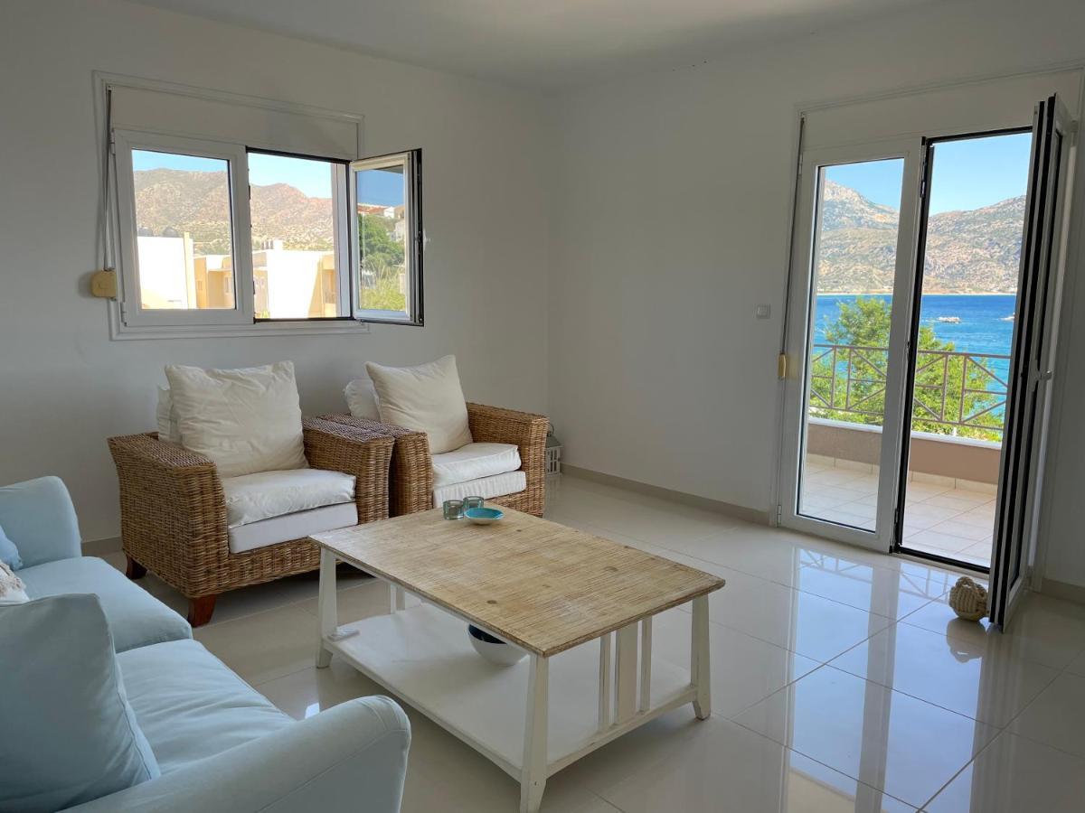 Locals Apartment Karpathos Exterior foto